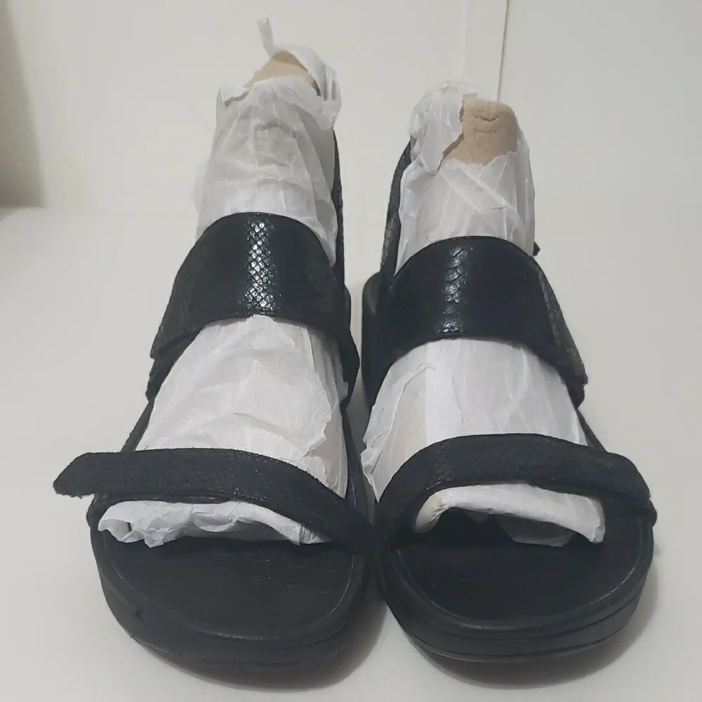 Vionic Orthoheel‎ (Bolina) Black Strappy Platform Sandals